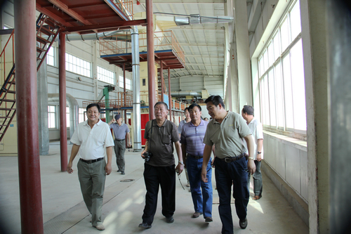 國(guó)家棉花協(xié)會(huì)副會(huì)長(zhǎng)史建偉等領(lǐng)導(dǎo)來(lái)公司調(diào)研金塔、瓜州、敦煌棉花市場(chǎng)